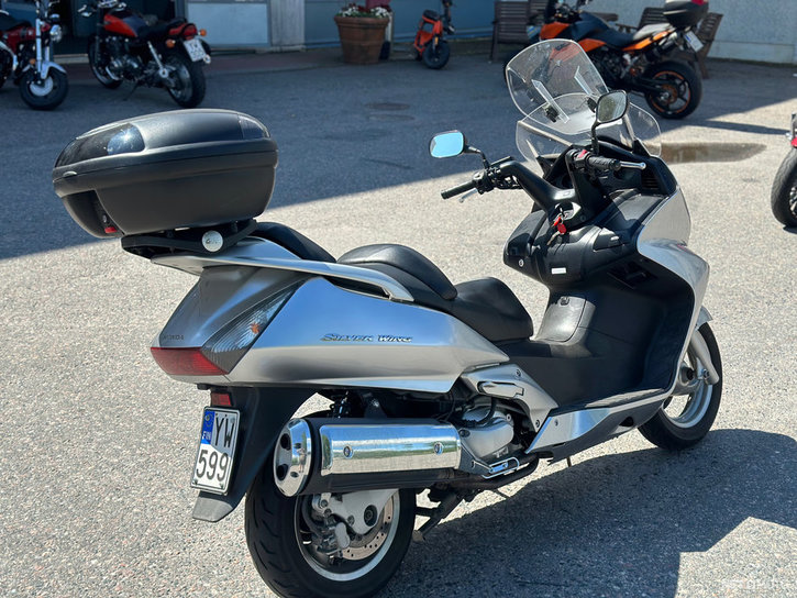 Skootteri Honda Silver Wing 2010 16908964
