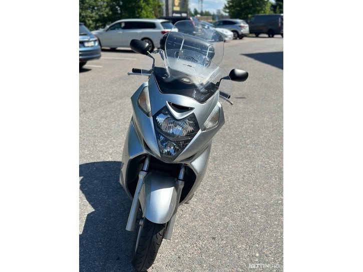 Skootteri Honda Silver Wing 2010 16908970