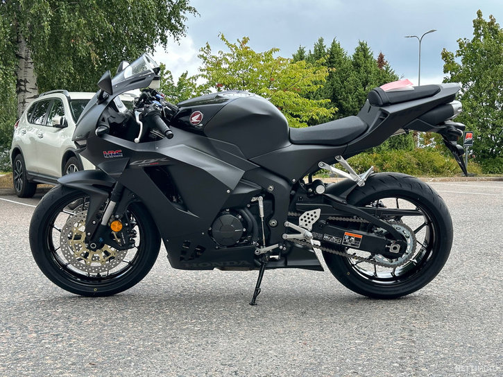 Moottoripyörä Honda CBR 2024 17206056