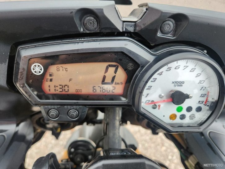 Moottoripyörä Yamaha FZ8-S 2013 17580466