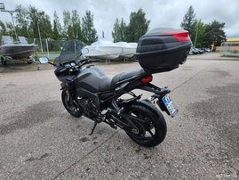 Moottoripyörä Yamaha FZ8-S 2013 17580472