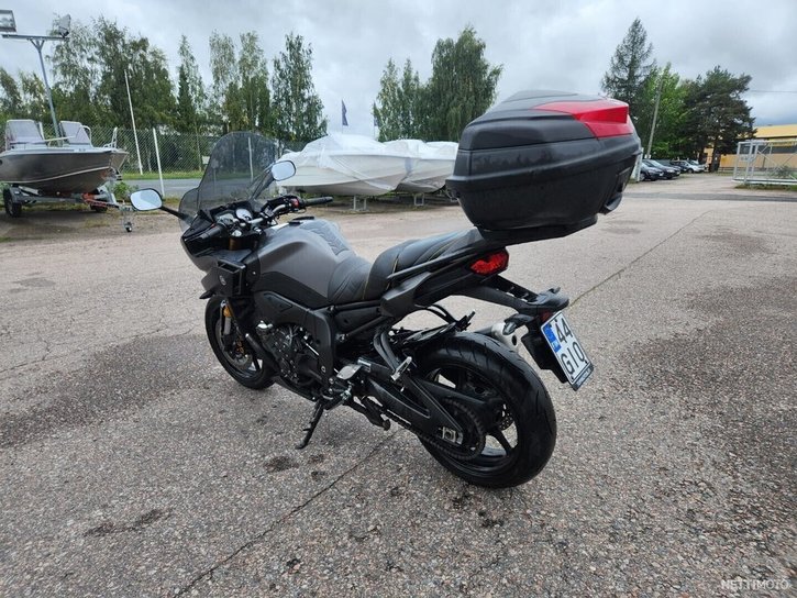 Moottoripyörä Yamaha FZ8-S 2013 17580472