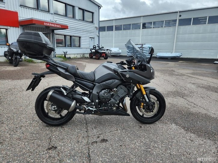 Moottoripyörä Yamaha FZ8-S 2013 17580474