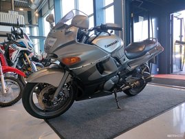 Moottoripyörä Kawasaki ZZR 2003 17839260