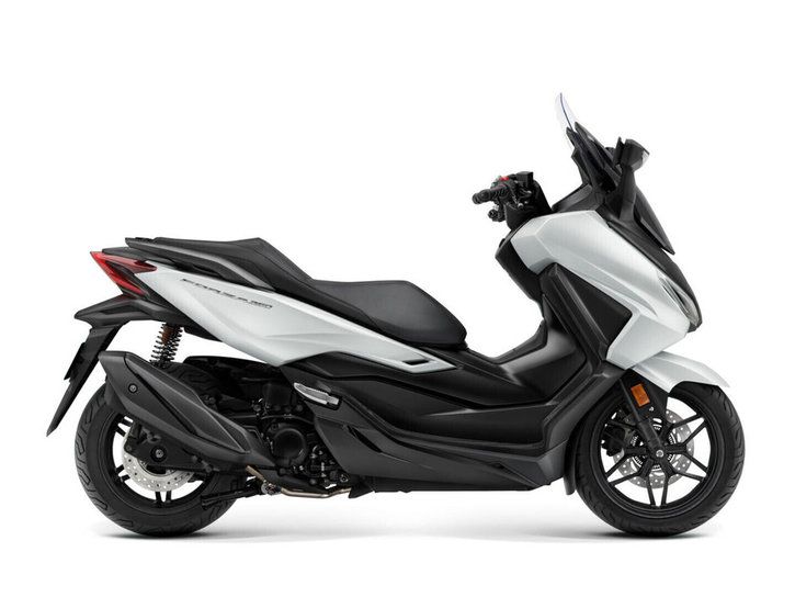 Skootteri Honda Forza 2025 17992479