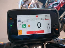 Moottoripyörä Honda CB 2025 18967816