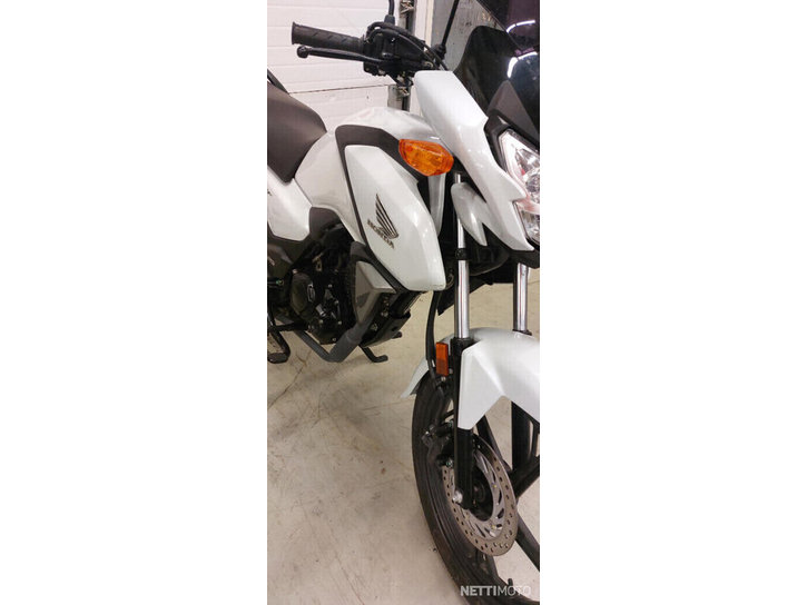 Moottoripyörä Honda CB 2023 18583691