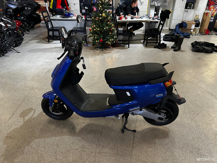 Skootteri NIU M+ Sport 2022 18640819