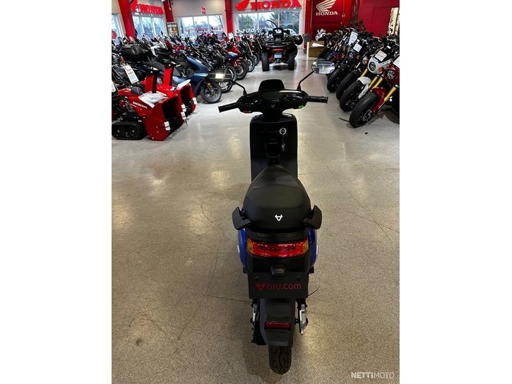 Skootteri NIU M+ Sport 2022 18640822