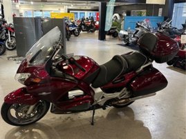 Moottoripyörä Honda ST 2008 18777244