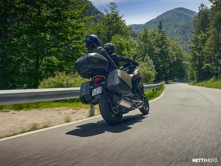 Moottoripyörä Honda NT 2026 23357888