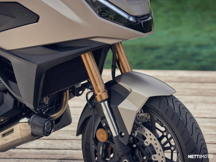 Moottoripyörä Honda NT 2026 23357894
