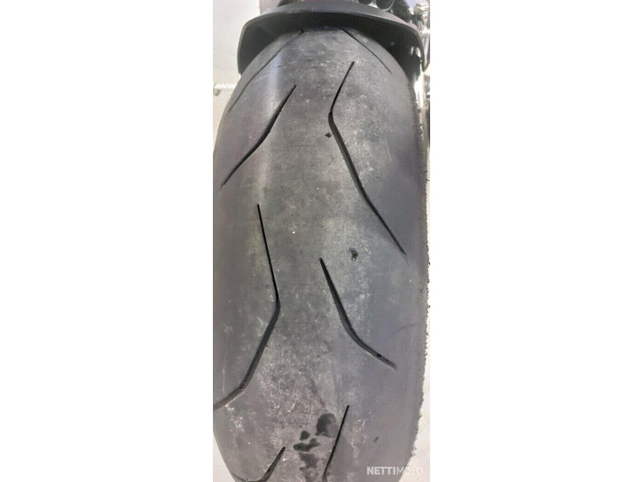 Moottoripyörä Aprilia Tuono 2020 18873443