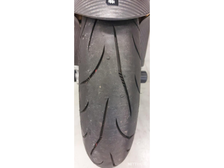 Moottoripyörä Aprilia Tuono 2020 18873444