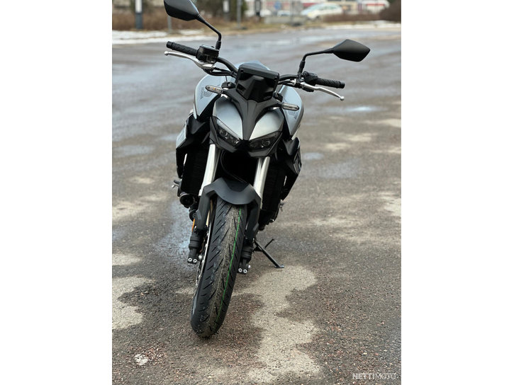 Moottoripyörä Honda CB 2025 19081768