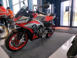 Moottoripyörä Aprilia Tuono 2022 19154614