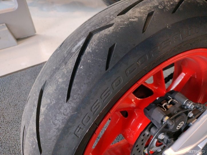 Moottoripyörä Aprilia Tuono 2022 19154618