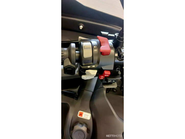 Mönkijä Segway Snarler 2026 19556881