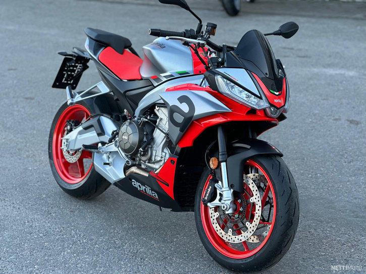 Moottoripyörä Aprilia Tuono 2021 19360539
