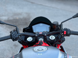 Moottoripyörä Aprilia Tuono 2021 19360549