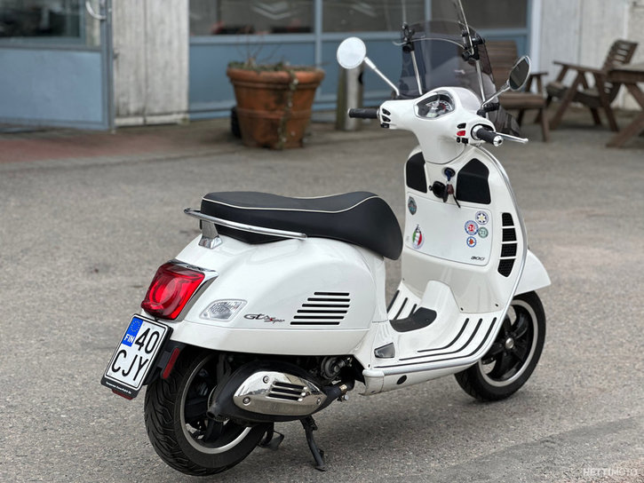 Skootteri Vespa GTS 2022 19436400