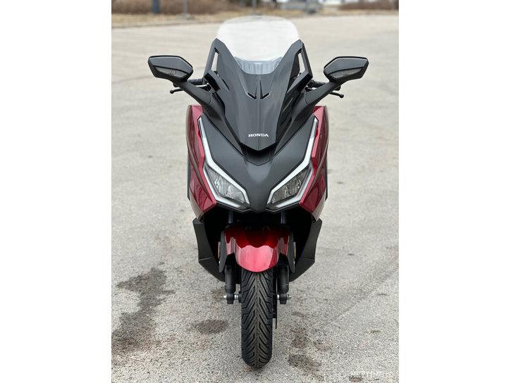 Skootteri Honda Forza 2025 19453260