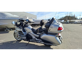 Moottoripyörä Honda GL 2018 19472698