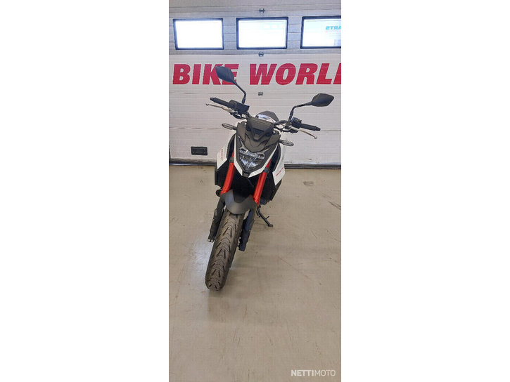 Moottoripyörä Honda CB 2023 19627563