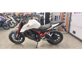 Moottoripyörä Honda CB 2023 19627573