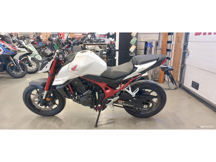 Moottoripyörä Honda CB 2023 19627573