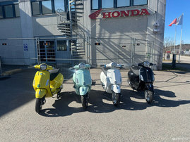 Skootteri Vespa Primavera 2024 19731199