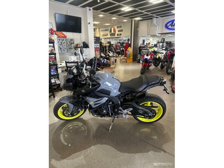 Moottoripyörä Yamaha MT-10 2016 20008041