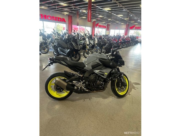 Moottoripyörä Yamaha MT-10 2016 20008043