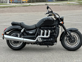 Moottoripyörä Triumph Rocket III 2017 20072943