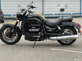 Moottoripyörä Triumph Rocket III 2017 20072961