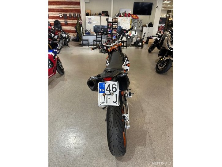 Moottoripyörä KTM 690 2016 20228526