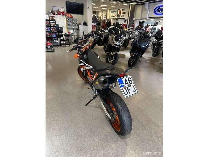 Moottoripyörä KTM 690 2016 20228528