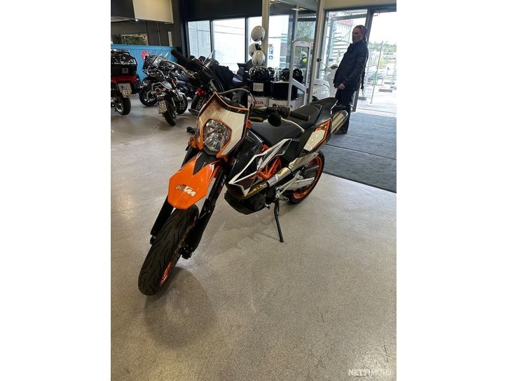 Moottoripyörä KTM 690 2016 20228529