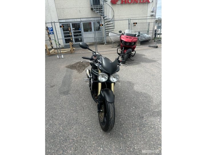 Moottoripyörä Triumph Speed Triple 2008 20243149