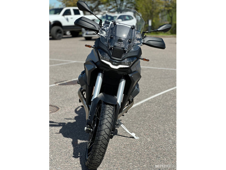 Moottoripyörä Moto Guzzi Stelvio 2024 20482538