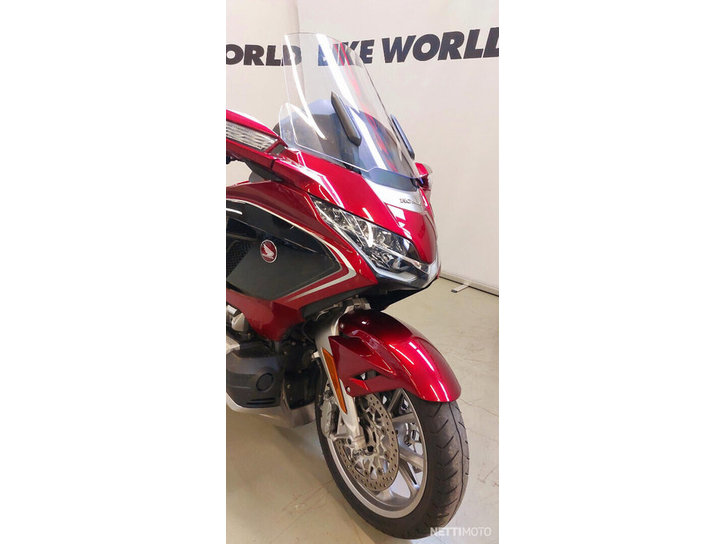 Moottoripyörä Honda GL 2018 20672080