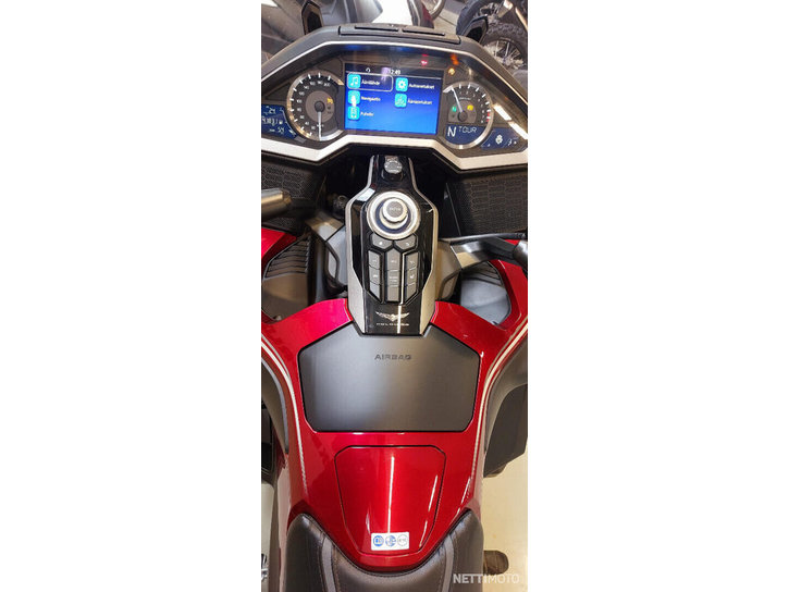 Moottoripyörä Honda GL 2018 20672088