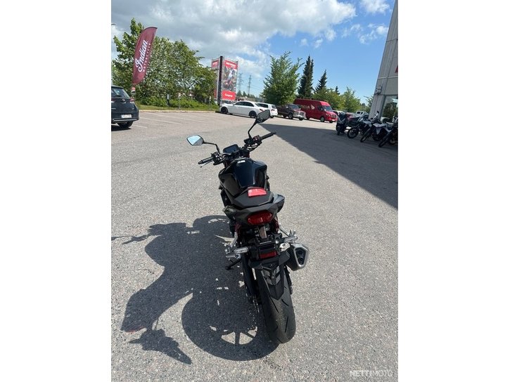 Moottoripyörä Honda CB 2024 20724476