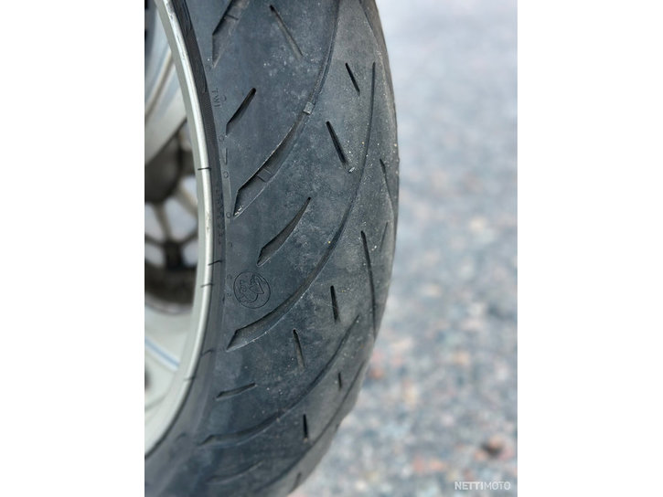 Moottoripyörä Victory Vision 2008 20817981