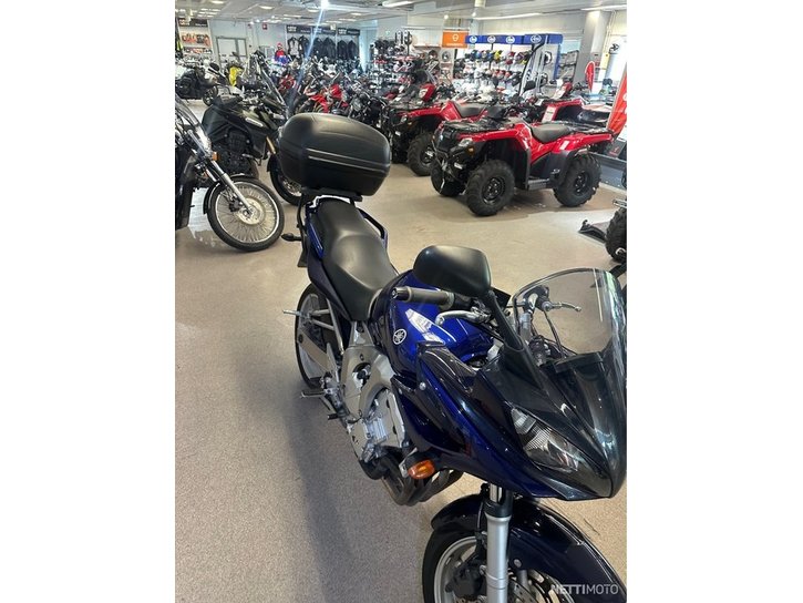 Moottoripyörä Yamaha FZ6-S 2005 20831781
