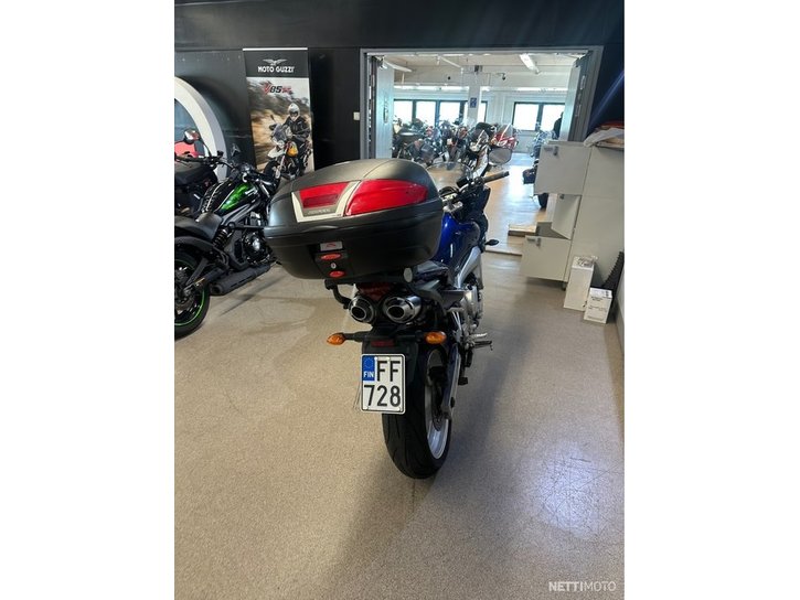 Moottoripyörä Yamaha FZ6-S 2005 20835410