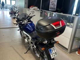 Moottoripyörä Yamaha FZ6-S 2005 20835411