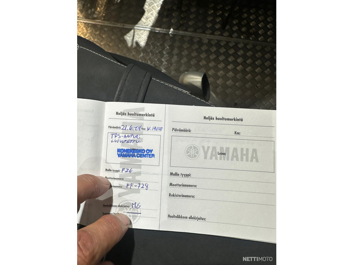 Moottoripyörä Yamaha FZ6-S 2005 21680933