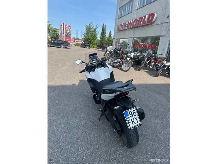 Moottoripyörä Honda NT 2022 20835589
