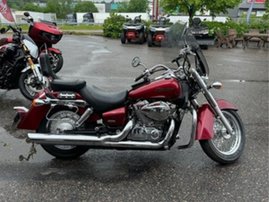 Moottoripyörä Honda VT 2005 20864079